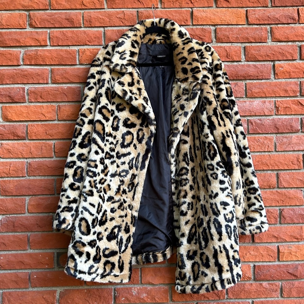 SOLD Leopard print teddy coat - Picture 1 of 8